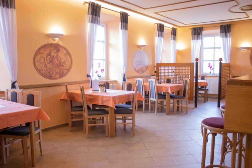 Hotel Zamecek Raspenava المظهر الخارجي الصورة